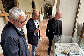Se starostou města a děkanem fakulty při prohlídce Fakulty restaurování