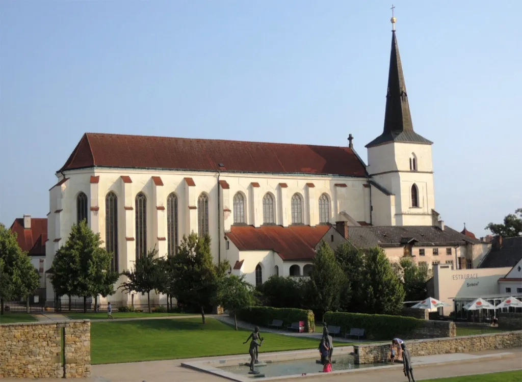 Kostel Povýšení sv. Kříže v Litomyšli