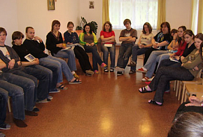 Přednáška pro mládež v Rokoli