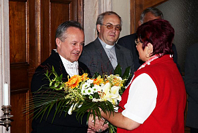 Pracovníci kurie popřáli biskupovi Janu Vokálovi k narozeninám