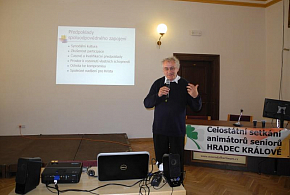 Animátoři seniorů se sešli v Hradci Králové