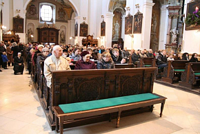 Otevření Svaté brány v katedrále Svatého Ducha v Hradci Králové II.