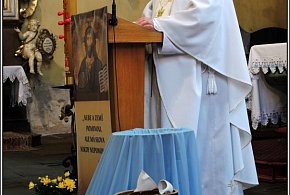 Kostel sv. Mikuláše v Jaroměři přechovává ostatek sv. Faustyny Kowalské