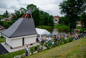 Svěcení kaple sv. Jana Křtitele, Dobroutov
